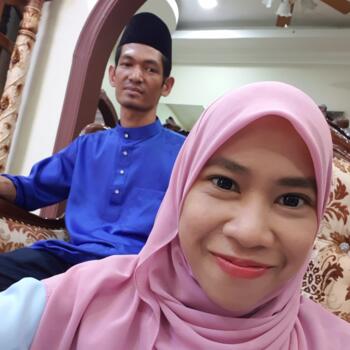 Kerja pengasuh di Kuala Lumpur: kerja pengasuh Azilah