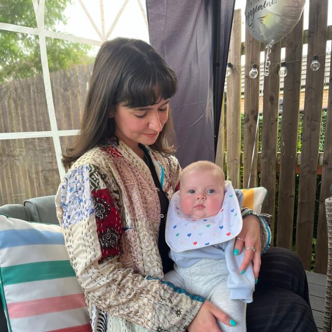 Babysitter in Glasgow: Annie