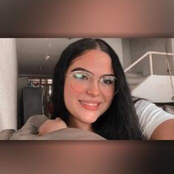 Babysitter in Manizales: Camila
