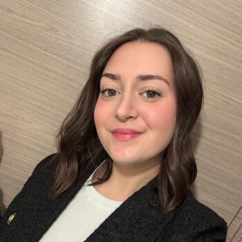 Babysitter in Profondeville: Aleyna