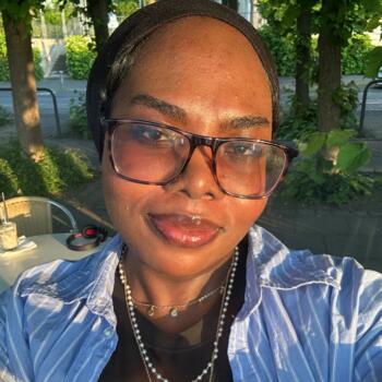 Babysitter in Bad Honnef: Israa