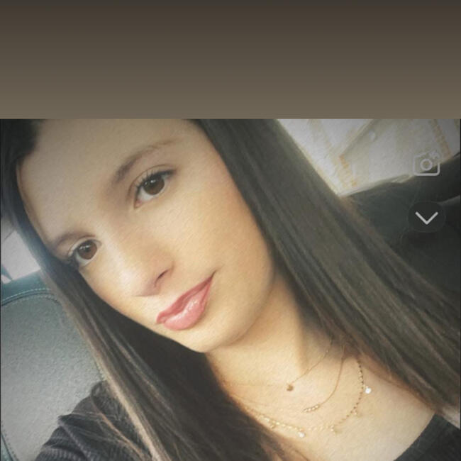 Babysitter in Le Roeulx: Giulia