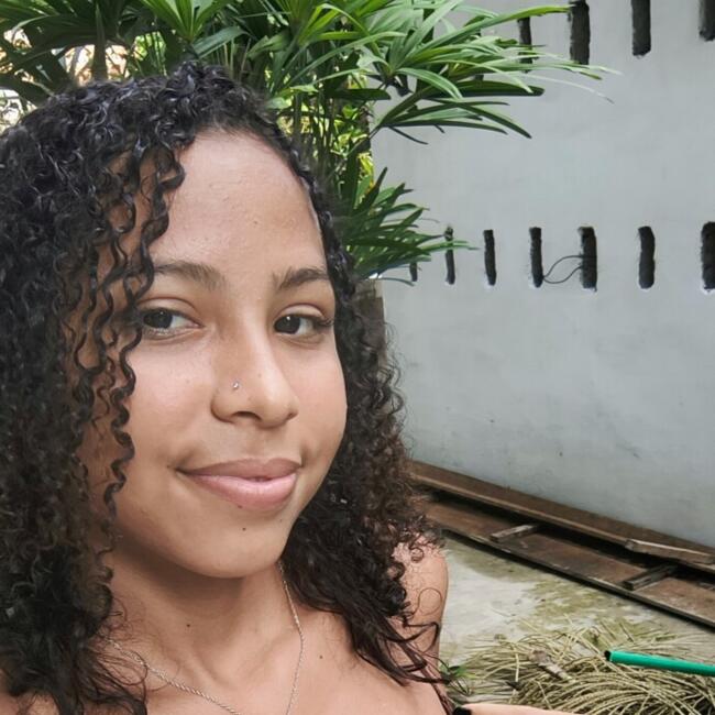 Babá em Marituba: Luana