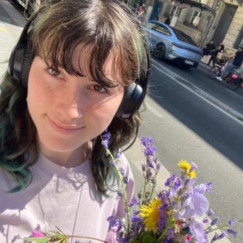 Babysitter in Bordeaux: Zoé