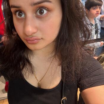 Babysitter in Orpington: Riya