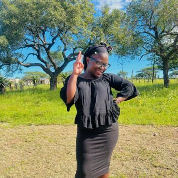 Babysitter in Ulundi: Sizile