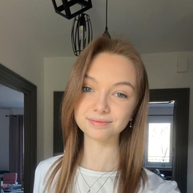 Babysitter in Arras: Stesy