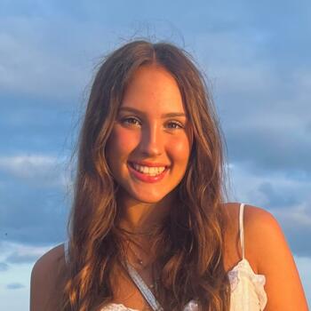 Babysitter in Zaragoza: Lucia