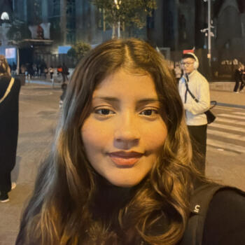Lastenhoitaja Barcelona: Angie