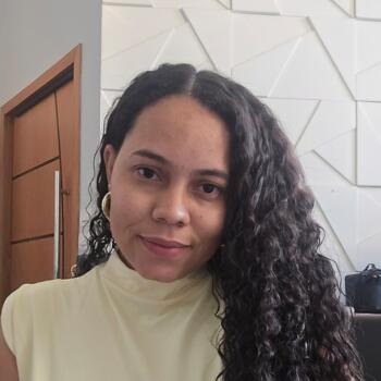 Babá Goiânia: Andressa