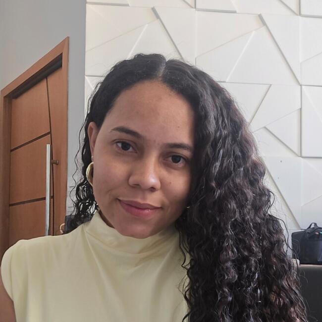 Babá em Goiânia: Andressa