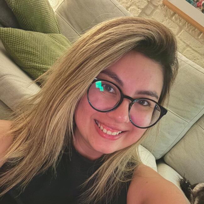 Babysitter in Estância Velha: Betina