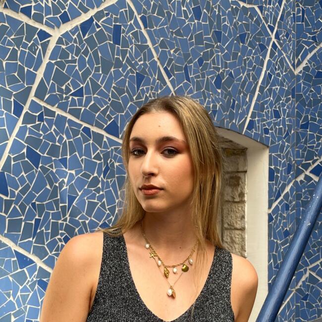 Babysitter in Paris: Léonie