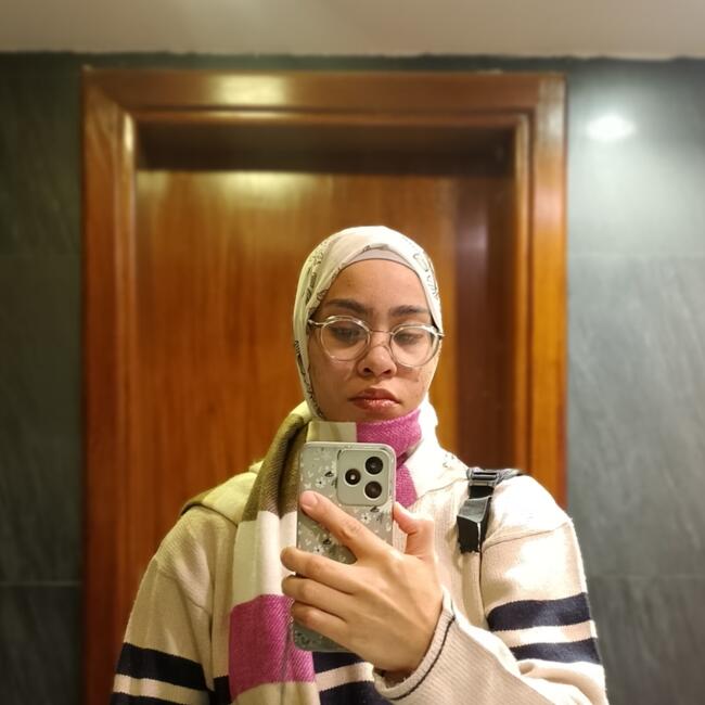 Babysitter in Cairo: Jasmin