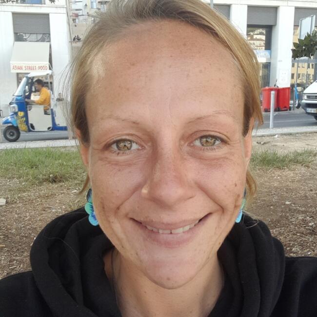 Babysitter em Lisboa: Linda