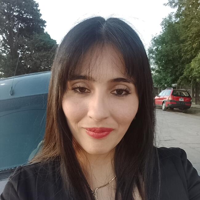 Babysitter in San Bernardino: MARIANA MABEL