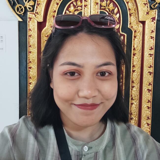 Babysitter di Kota Depok: Laila