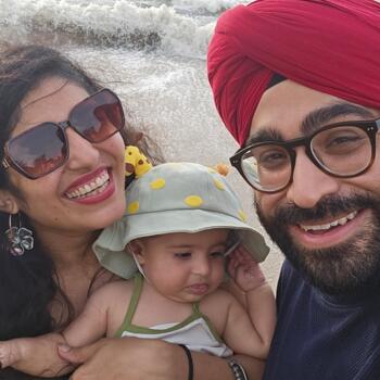 Babysitting job in Gurugram: babysitting job Swaraj