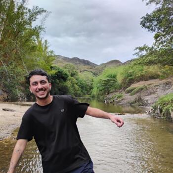 Babysitter in Rio Claro: Gabriel