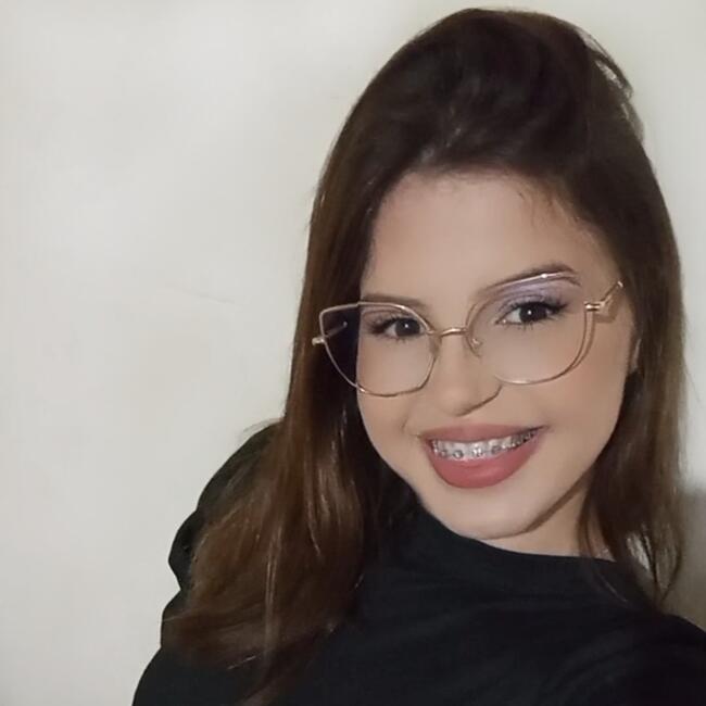 Babysitter in São Vicente: CLARA