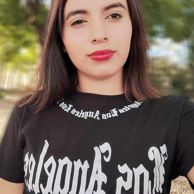 Babysitter in Sitio de Los Nejapa: Karla