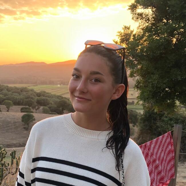 Babysitter in Aix-en-Provence: Mathilde