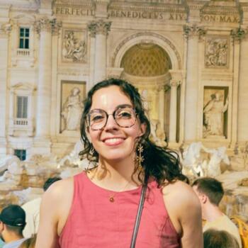 Babysitter in Le Mans: Inès