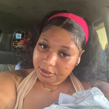 Babysitter in Old Harbour: Zanya
