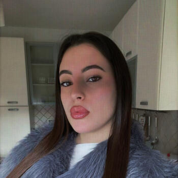 Babysitter a Bari: Jasmine