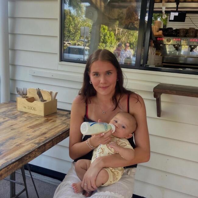 Babysitter in Sunshine Coast: Ella