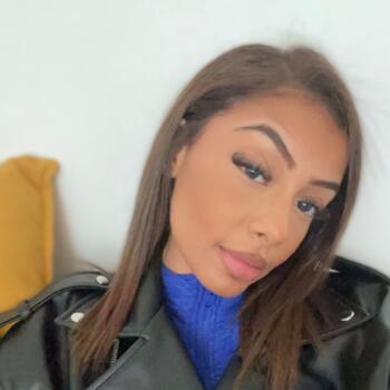 Baby-sitter in Levallois-Perret: Syrine