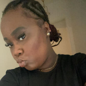 Babysitter in Saint-Denis: Noellaa