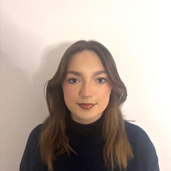 Babysitter in Hérouville-Saint-Clair: Vicky