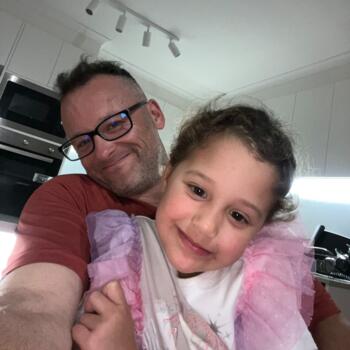 Babysitting job in Sunshine Coast: Alex