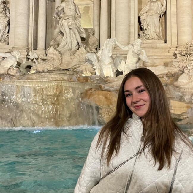 Babysitter in Dunedin: Liv