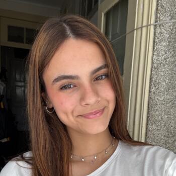 Baby-sitter in Porto: Lara