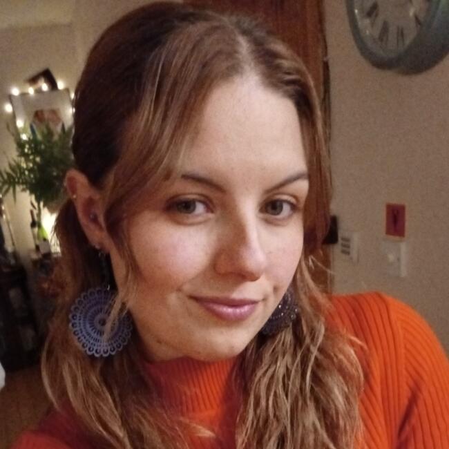 Babysitter in Ballyboden: Nicole