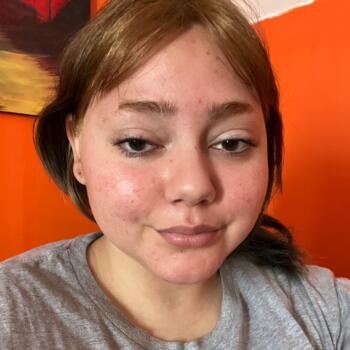 Babysitter in Temuco: Charlyn Rocío