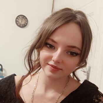 Babysitter in Vichy: Emy