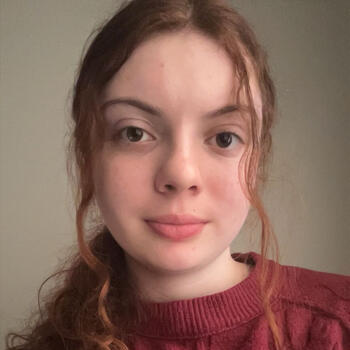 Babysitter in St. Catharines: Amber