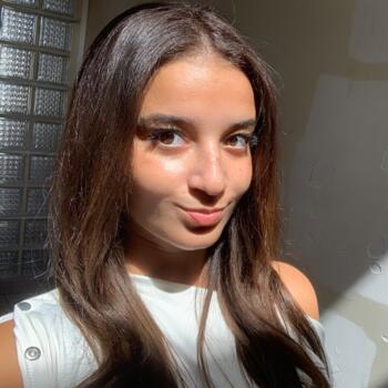 Babysitter in Livry-Gargan: Sofia