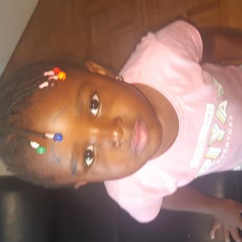 Baby-sitter in La Rochelle: Aminata