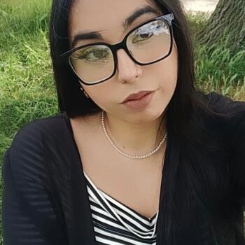 Babysitter in Montreuil: Jihene