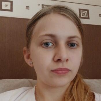 Babysitter in Creil: Malvina