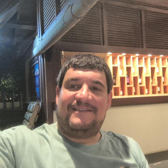 Trabajo de canguro en Porriño: Javier