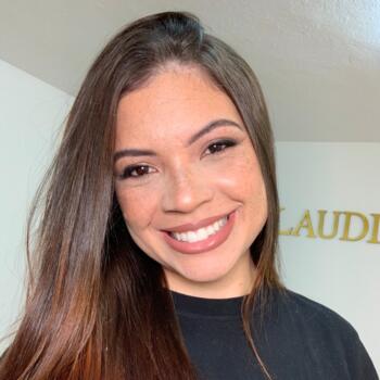 Trabalho de babysitting em Guimarães: Trabalho de babysitting Thaina