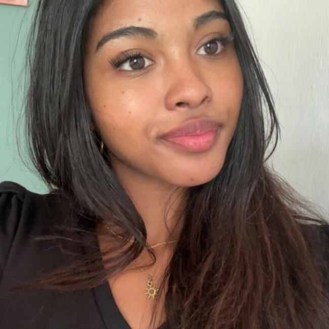 Babysitter in Beau Bassin-Rose Hill: Anjara