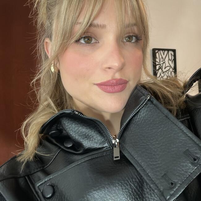 Babysitter in Montevideo: Agustina