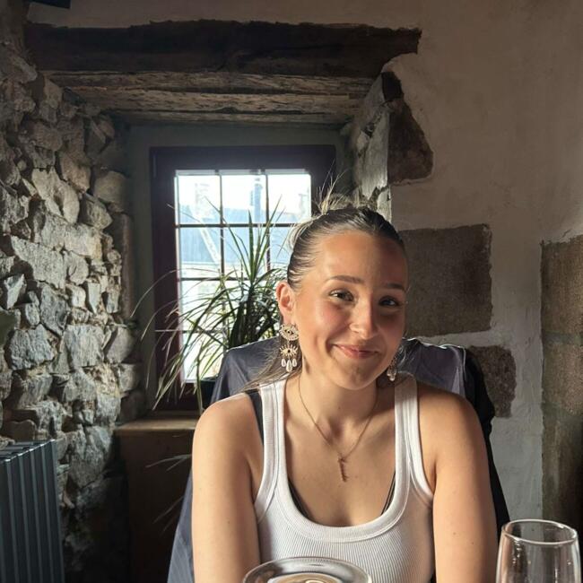 Baby-sitter à Lannion: Lucile