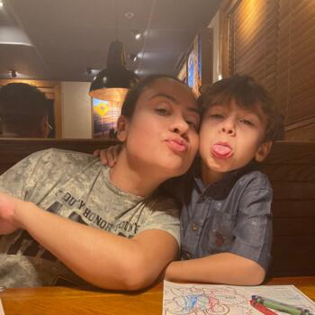 Babysitting job in Elgin: babysitting job Juliene